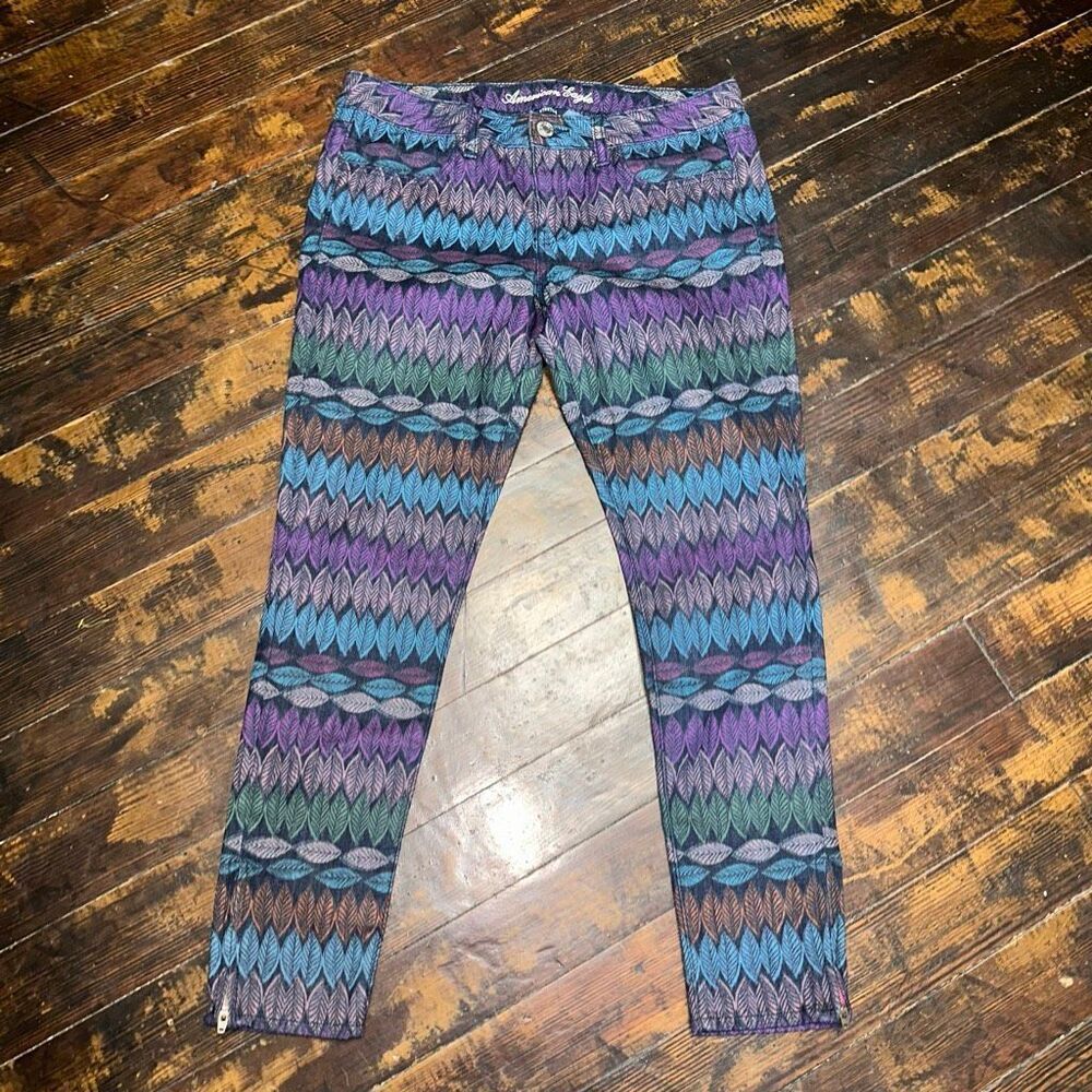 American Eagle size 10 purple leaf print normcore jeggings